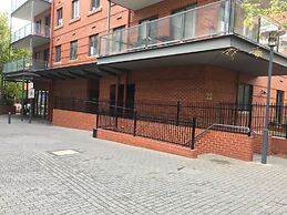 City Escape 3BD in Adelaides East End 6