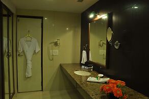 Le Lac Sarovar Portico Ranchi