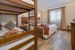 Surf Egitim Merkezi Oteli