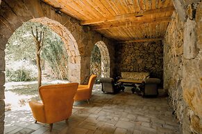 Cinarli Kasri Hotel