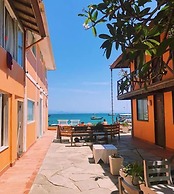 Bamboo Búzios Hostel