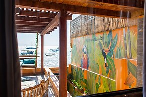 Bamboo Búzios Hostel