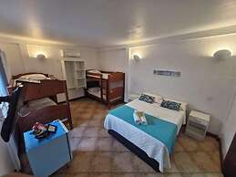 Bamboo Búzios Hostel