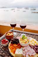 Bamboo Búzios Hostel