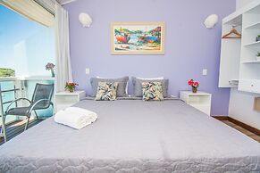 Bamboo Búzios Hostel