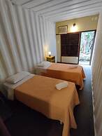 CONTAINER ECO SUÍTES