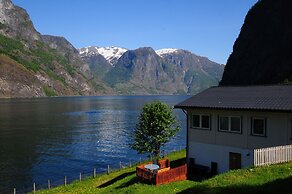 Visit Undredal