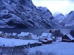 Visit Undredal