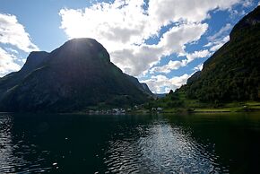 Visit Undredal