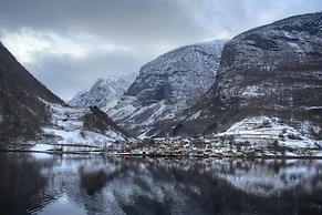 Visit Undredal