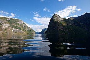 Visit Undredal