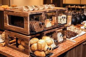 Serrazul Hotel  Distributed by Intercity