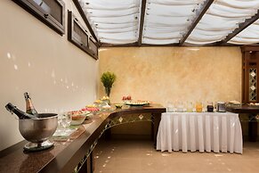 Serrazul Hotel  Distributed by Intercity