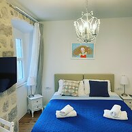 Rilati Old Town Palace