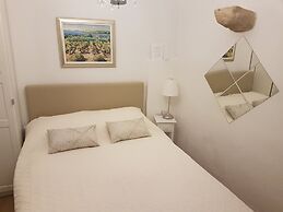 Rilati Old Town Palace