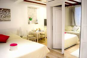 Rilati Old Town Palace