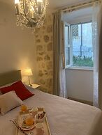 Rilati Old Town Palace