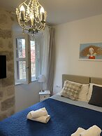 Rilati Old Town Palace