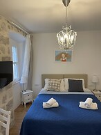 Rilati Old Town Palace