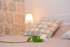 Rilati Old Town Palace