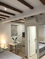 Rilati Old Town Palace