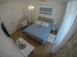 Rilati Old Town Palace