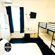 Sandhurst Hotel