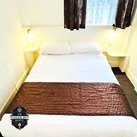 Sandhurst Hotel