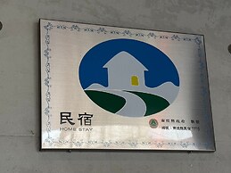 Travel Light Hotel