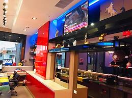 Travel Light Hotel