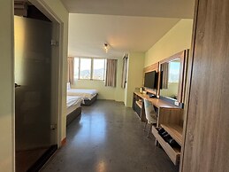 Travel Light Hotel