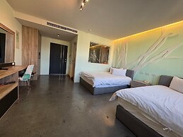 Travel Light Hotel