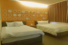 Travel Light Hotel