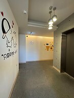 Travel Light Hotel