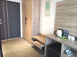 Travel Light Hotel