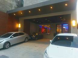 Travel Light Hotel