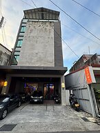 Travel Light Hotel