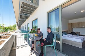 Akadémia Hotel