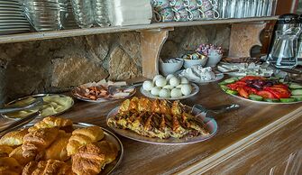 Lotos Mountain Resort