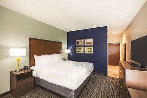 La Quinta Inn & Suites by Wyndham Wichita Northeast