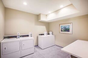La Quinta Inn & Suites by Wyndham Wichita Northeast