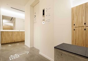 9h nine hours woman Kanda