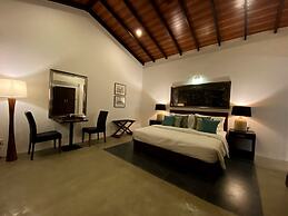 Mirissa Beach Villa