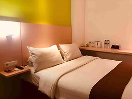 Front One Hotel Jayapura