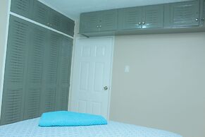 Kingston Guest Apt at Oakland