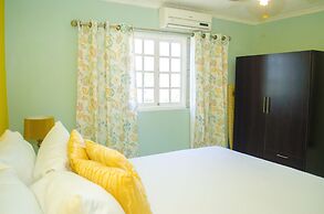 Kingston Guest Apt at Oakland