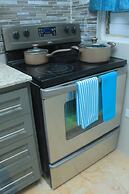 Kingston Guest Apt at Oakland