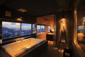 Sky Cucule Ishigakijima