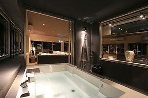 Sky Cucule Ishigakijima