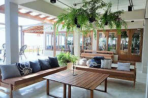 Tamarina Bed & Beyond